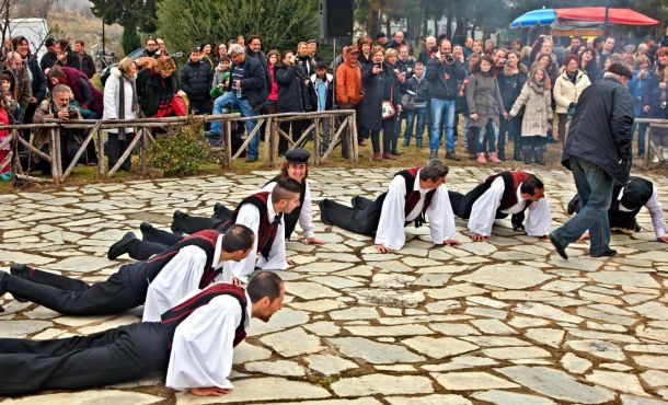 Λαμία - Καρπενήσι - Μπουρανί, 3 ημέρες οδικώς από Θεσσαλονίκη ‣ Απόκριες (P) 