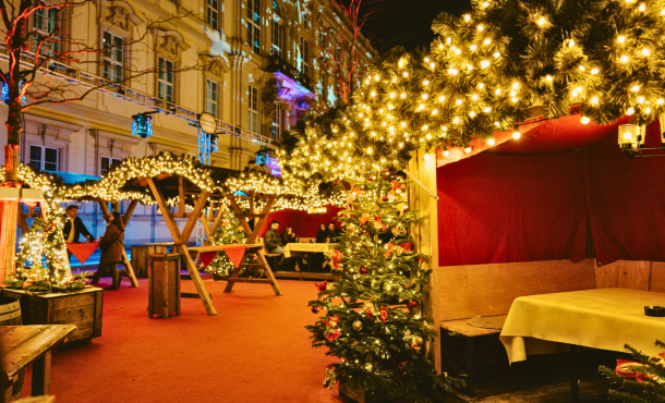 Eορταστικό Βερολίνο - Παραμυθένια Πράγα, 7 ημέρες αεροπορικώς από Αθήνα ‣ Χριστούγεννα (G)
