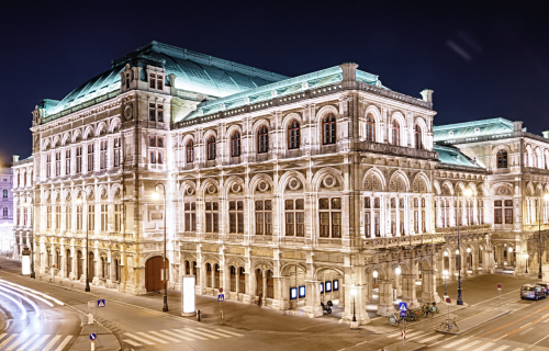 Βιέννη - Πράγα, 5 ημέρες αεροπορικώς από Θεσσαλονίκη ‣ Χριστούγεννα (M)