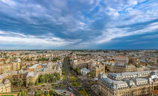 Βουκουρέστι , το Παρίσι των Βαλκανίων κάθε εβδομάδα από Αθήνα