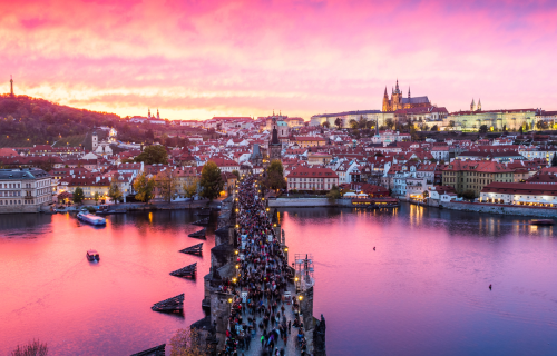 Πράγα, 4 ημέρες αεροπορικώς από Θεσσαλονίκη ‣ Νοέμβριος - Δεκέμβριος (M)