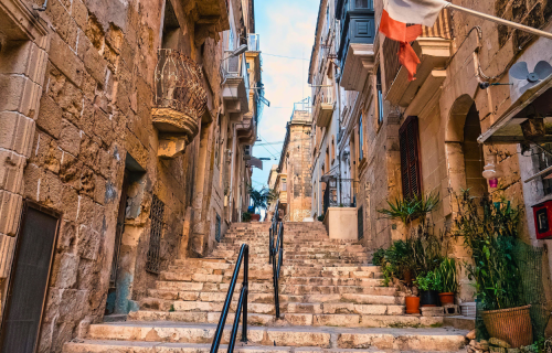 Μάλτα 4,6 ημέρες αεροπορικώς από Θεσσαλονίκη ‣ 28η Οκτωβρίου (A)