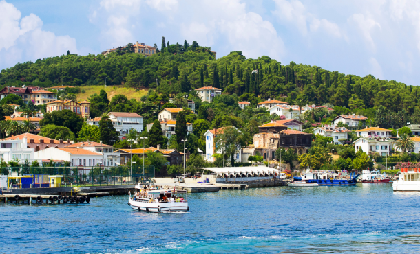 Πάσχα στη Βασιλίδα των Πόλεων και τα Αρχοντικά Πριγκηπόνησα, 4 ημέρες αεροπορικώς από Θεσσαλονίκη ‣ Πάσχα (DS)