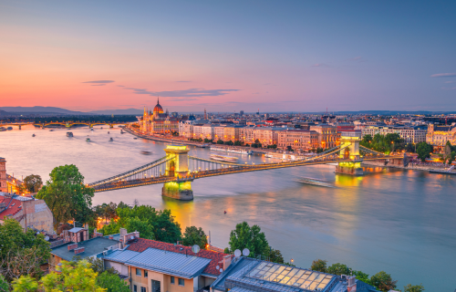 Βουδαπέστη - Πράγα, 5 ημέρες αεροπορικώς από Θεσσαλονίκη ‣ Χριστούγεννα - Ιανουάριος (M)