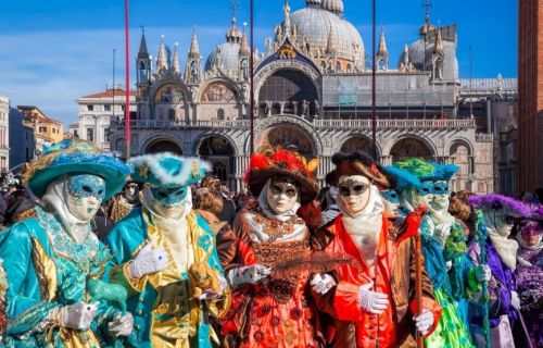 Βενετία ,στο πιο ξακουστό  Καρναβάλι της Ευρώπης 4ημ 