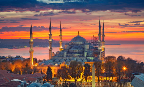 Κωνσταντινούπολη - Στην αρχόντισσα του Βοσπόρου, 4 ημέρες αεροπορικώς από Θεσσαλονίκη ‣ Απόκριες (M)