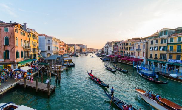 Βενετία - Μιλάνο & Σαγηνευτικές Λίμνες της Βόρειας Ιταλίας 5 ημέρες αεροπορικώς από Θεσσαλονίκη  ‣ Πάσχα (A)