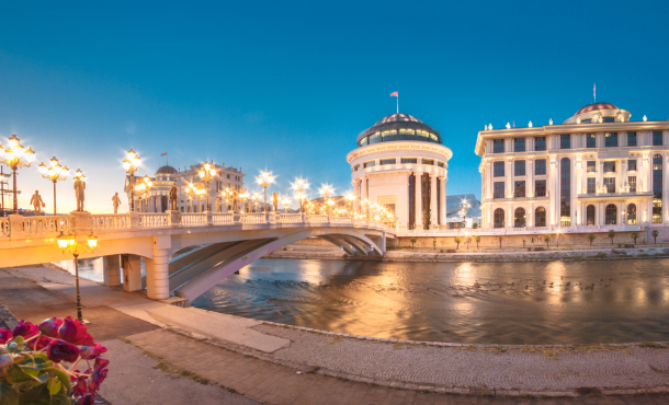 Σκόπια, 3 ημέρες οδικώς από Θεσσαλονίκη ‣ Πάσχα (P)