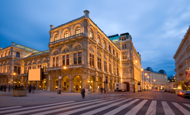 Βιέννη, όλο το χρόνο 4,5 ημέρες Κάθε βδομάδα, αεροπορικώς από Θεσσαλονίκη (F.I.T)