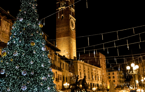 Λίμνες Βόρειας Ιταλίας - Μιλάνο - Βενετία, 5,6 ημέρες αεροπορικώς από Θεσσαλονίκη ‣ Χριστούγεννα - Πρωτοχρονιά (M)