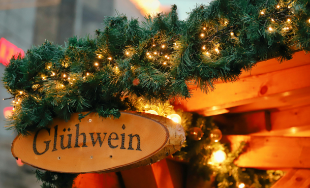 Αυτοκρατορική Βιέννη, 4 ημέρες αεροπορικώς από Θεσσαλονίκη (Για κρατήσεις έως 30/10 -10% από την αναγραφόμενη τιμή & - 10% στην επόμενη κράτηση για 2026) ‣ Χριστούγεννα - Πρωτοχρονιά - Θεοφάνεια (Z)