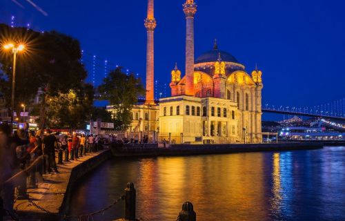 Κλασική Κωνσταντινούπολη, 4 ημέρες οδικώς από Θεσσαλονίκη ‣ Αγίου Πνεύματος (A)