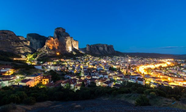 Στη Σκιά των Μετεώρων  4 ημέρες οδικώς Πάσχα (Ρ)