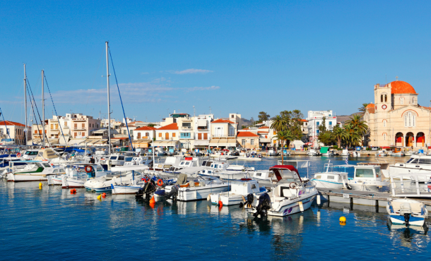 Αίγινα, 3 ημέρες οδικώς από Θεσσαλονίκη  ‣ Αγίου Πνεύματος (P)