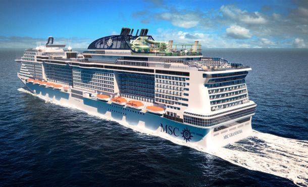 Κρουαζιέρα - Πειραιάς - Κατάκολο - Αργοστόλι - Κέρκυρα - Μπάρι - Σαντορίνη, 7 ημέρες από Πειραιά ‣ Απρίλιος έως Οκτώβριος κάθε Τρίτη